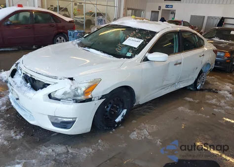 2015 Nissan Altima 2.5 S z USA, uszkodzony, nr VIN 1N4AL3AP7FC133361